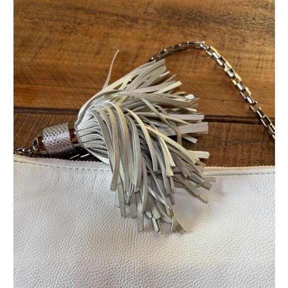 Michael Kors White Pebbled Leather Fold Over Clutch Shoulder Bag Tassel - Picture 7 of 14